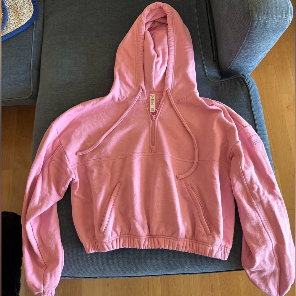 ALO Yoga Women's Pink Hoodie Cropped Sweater